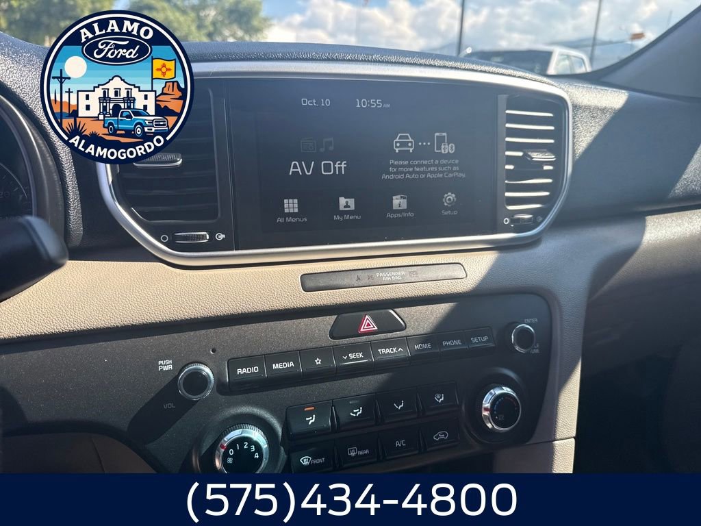 Used 2022 Kia Sportage LX image 8