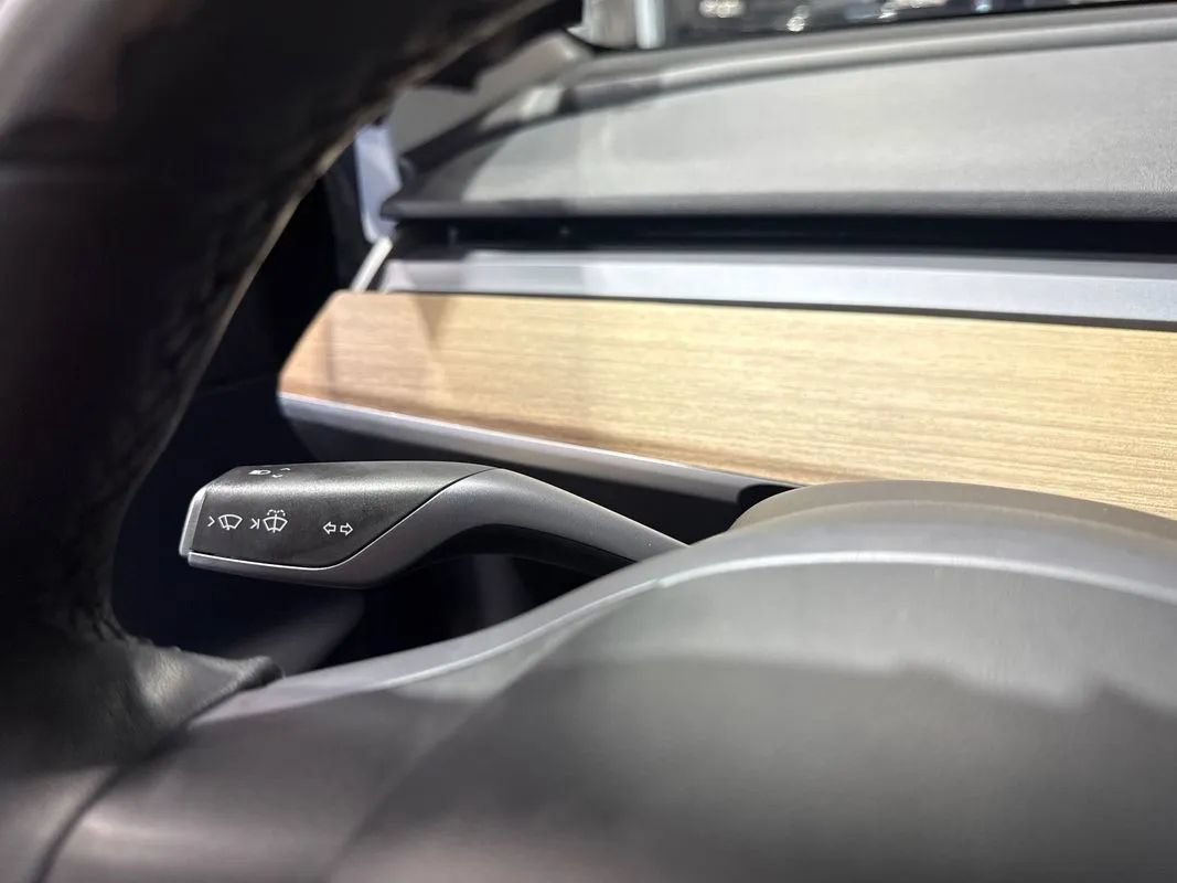 Used 2019 Tesla Model 3 Long Range AWD/4WD image 21