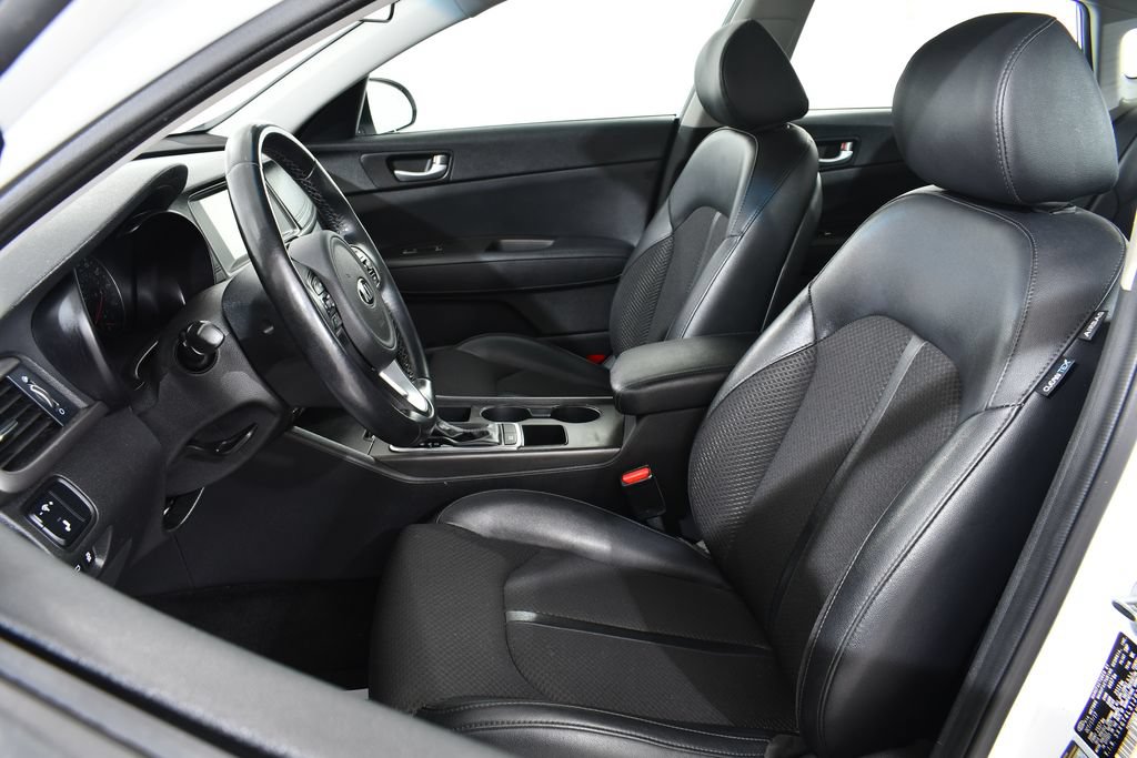 Used 2018 Kia Optima S FWD image 6