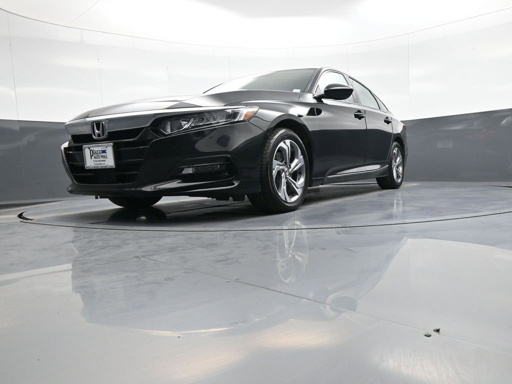 Used 2018 Honda Accord EX image 26