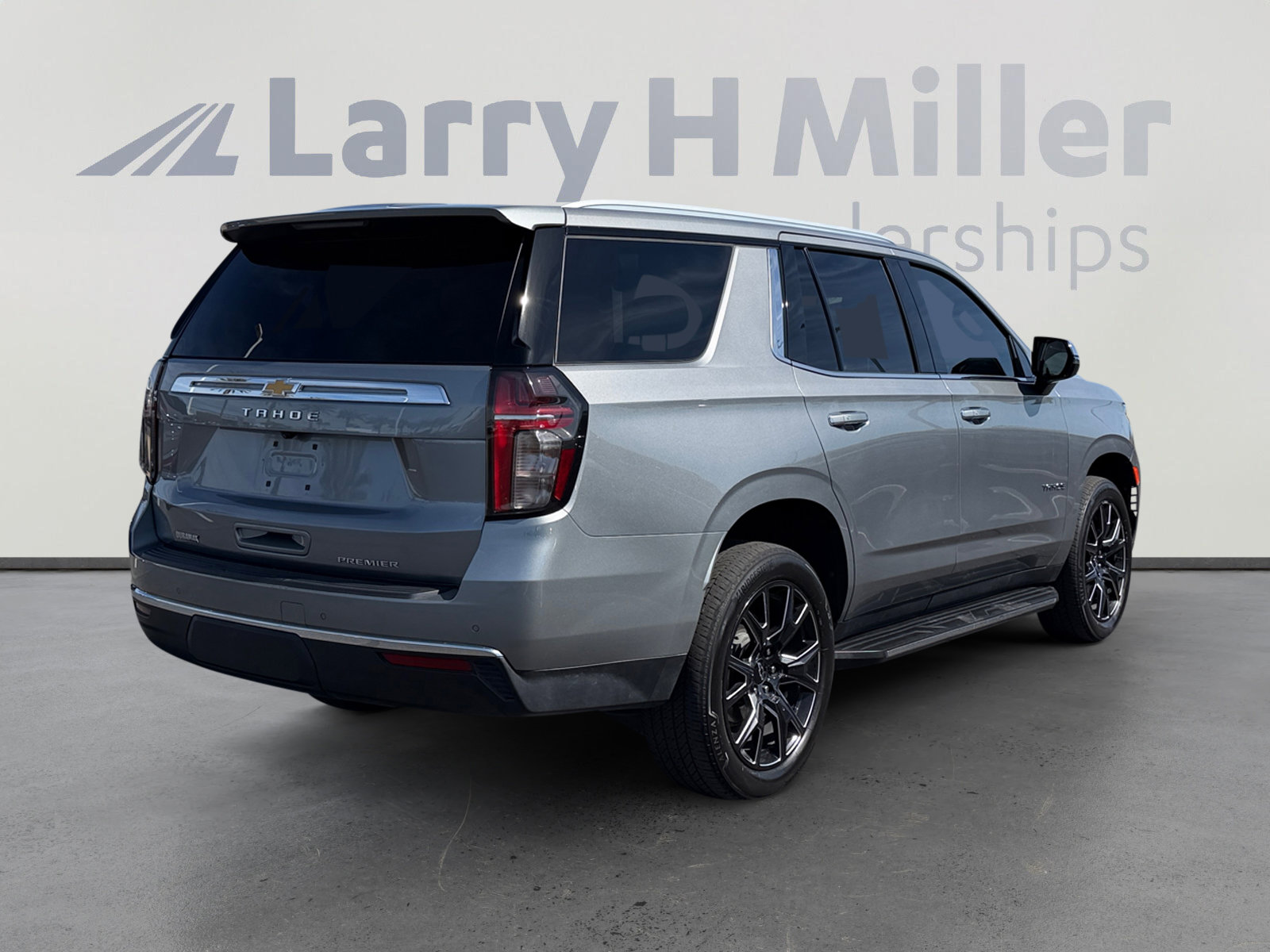 Used 2023 Chevrolet Tahoe Premier image 5