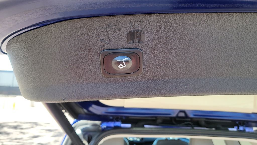 Used 2014 Ford Escape Titanium FWD image 13