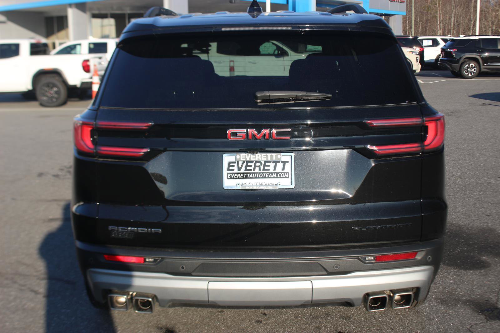 New 2025 GMC Acadia Elevation w/ Elevation Premium Package image 9