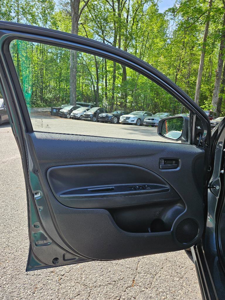 Used 2024 Mitsubishi Mirage G4 ES image 12