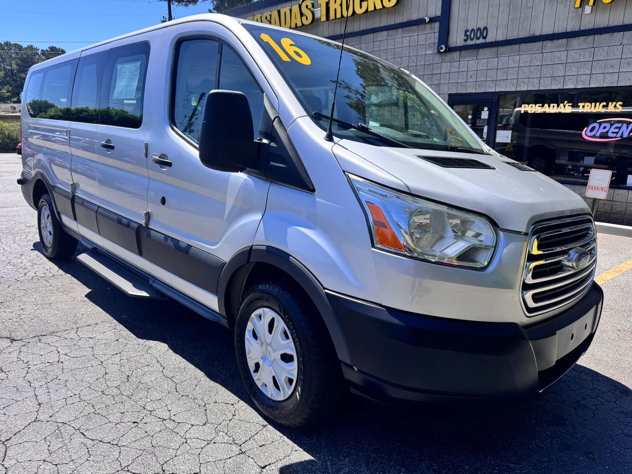 Used 2016 Ford Transit 350 XLT