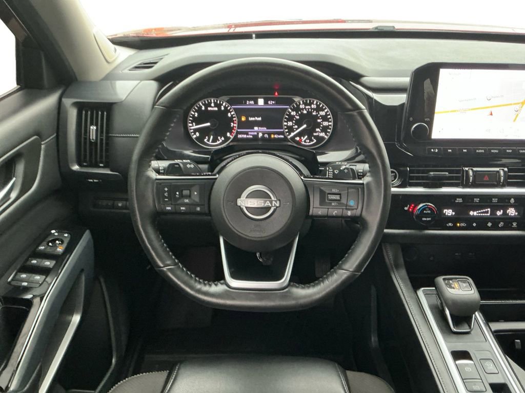Used 2024 Nissan Pathfinder SL w/ SL Premium Package image 18