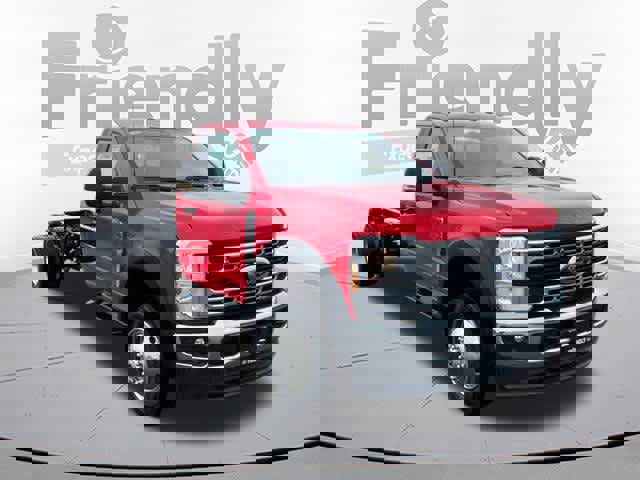 New 2025 Ford F550 XL image 3