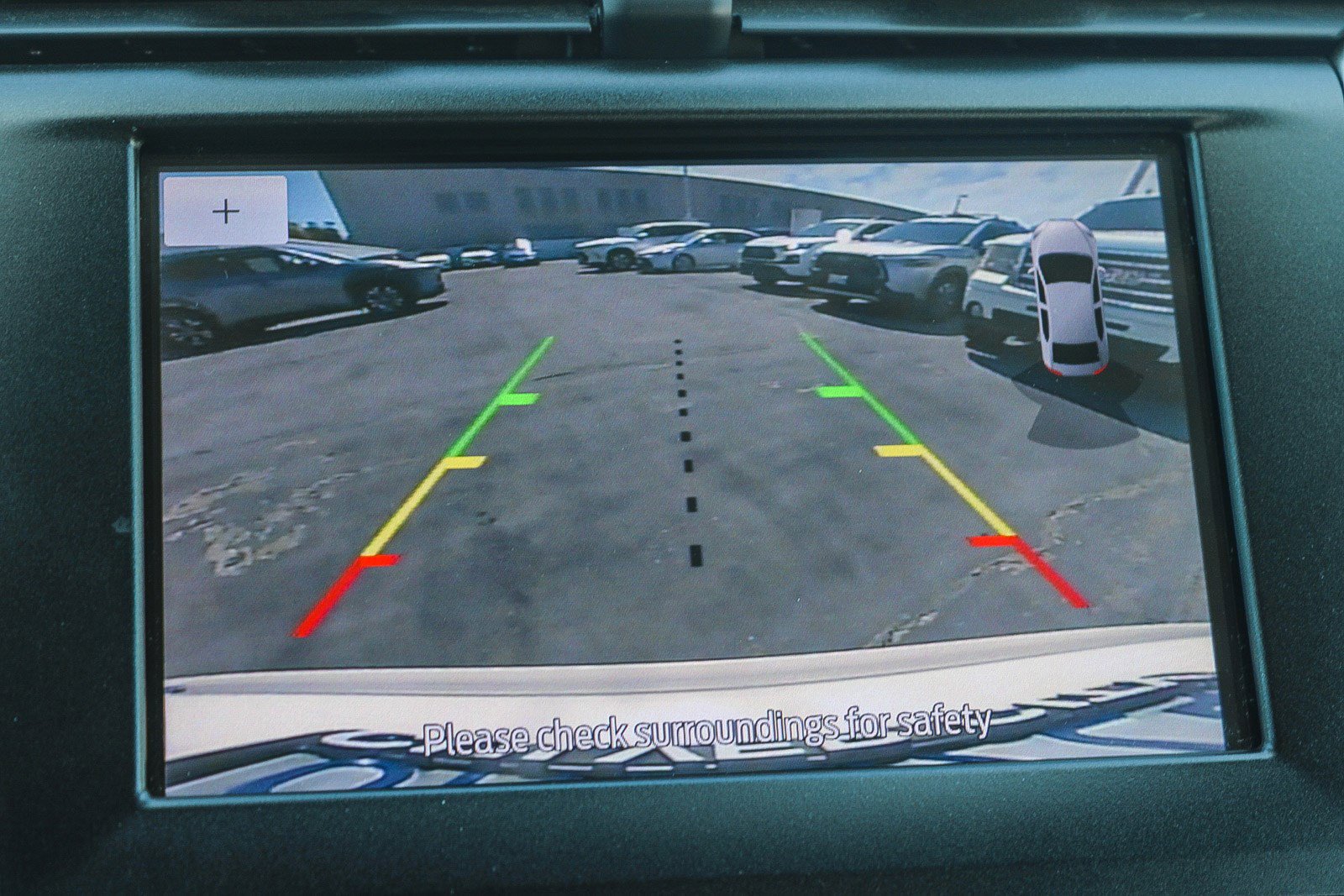 Used 2020 Ford Fusion SE image 25