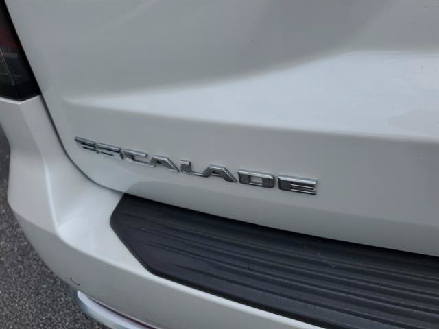 Certified 2023 Cadillac Escalade Premium Luxury AWD/4WD image 31
