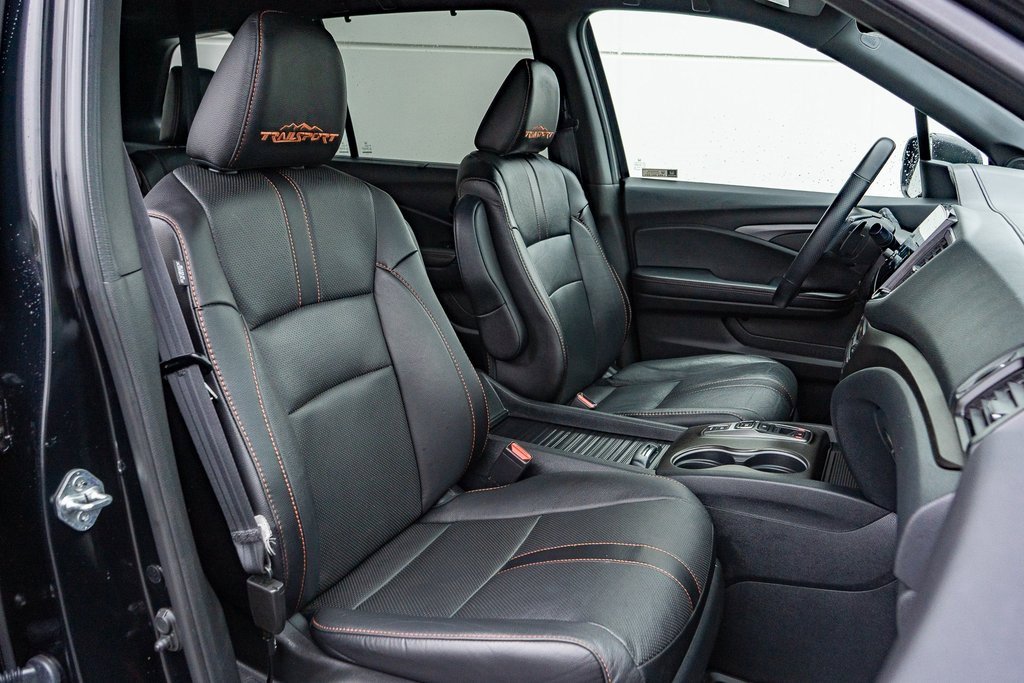 Certified 2023 Honda Passport TrailSport image 23