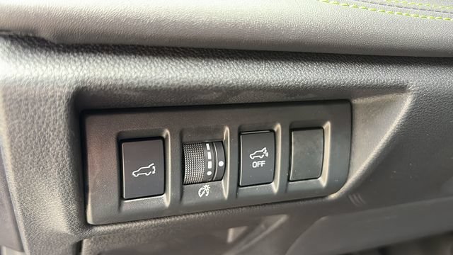 Certified 2025 Subaru Outback Onyx Edition AWD/4WD image 23