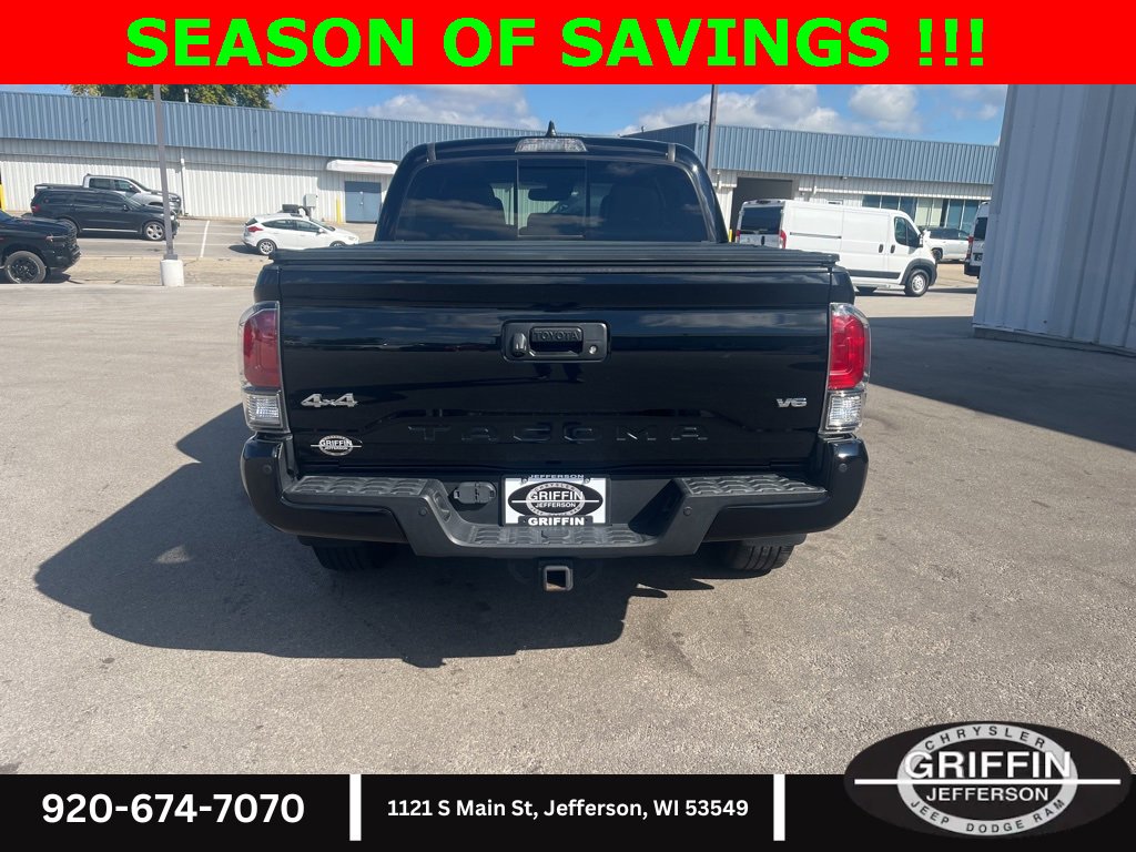 Used 2020 Toyota Tacoma Limited image 4