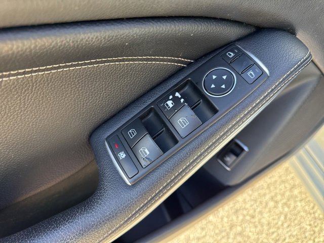 Used 2014 Mercedes-Benz CLA 250 image 22