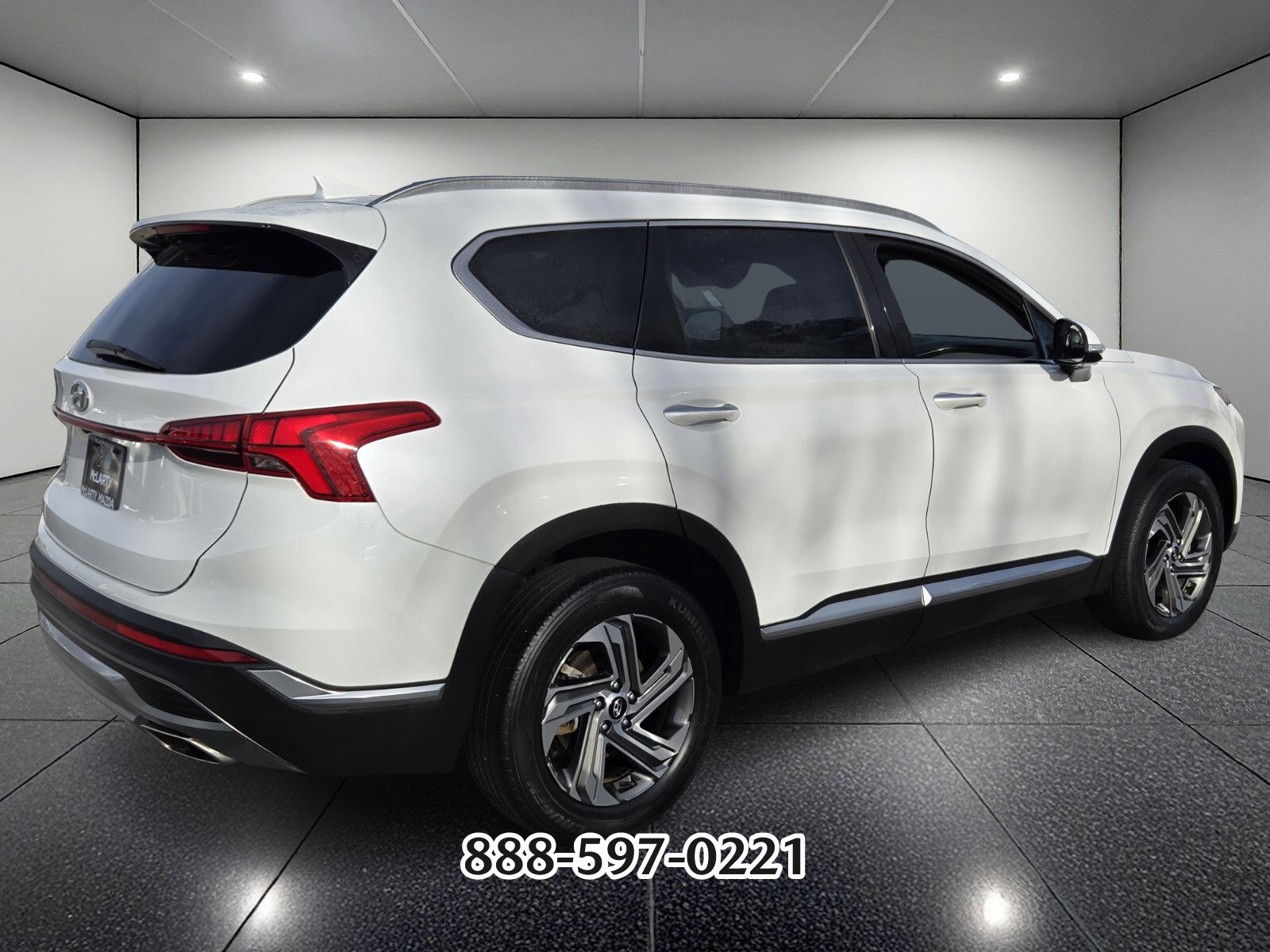 Used 2021 Hyundai Santa Fe SEL w/ Convenience Package image 3
