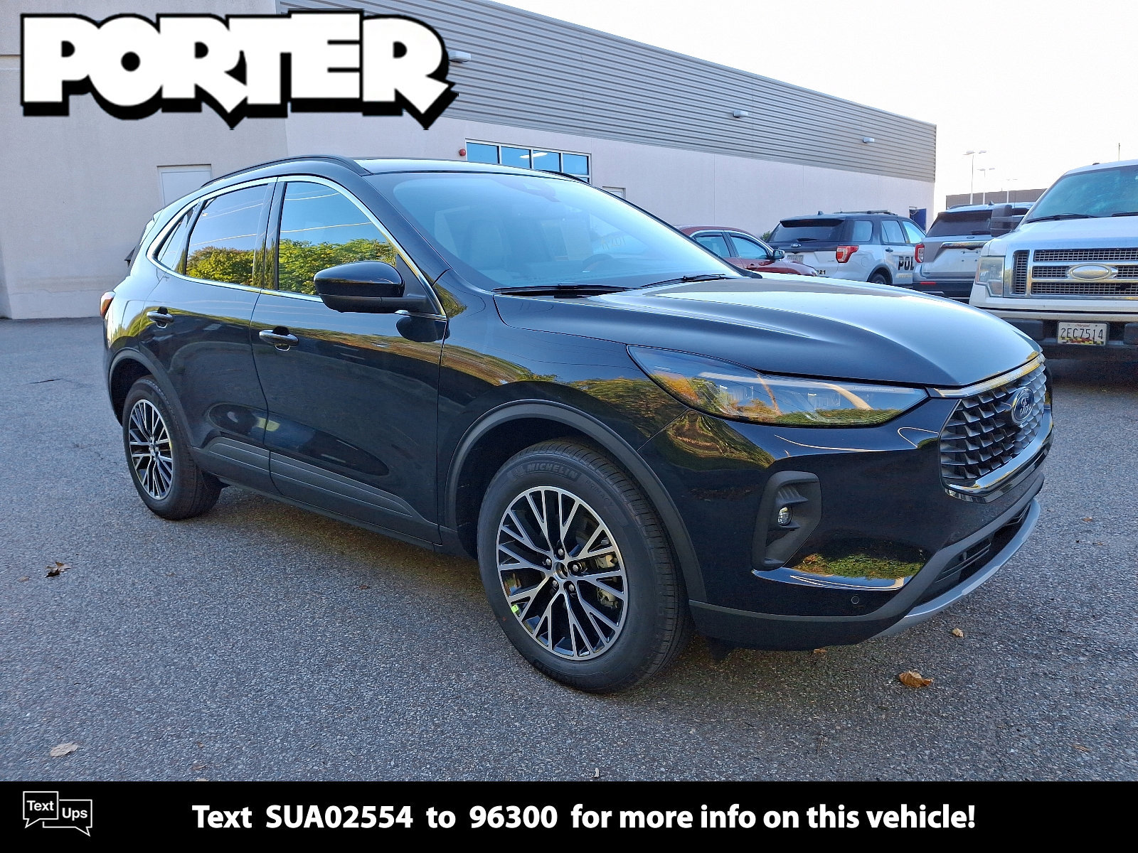 New 2025 Ford Escape SE w/ PHEV Premium Package image 1