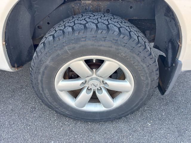 Used 2014 Nissan Titan S image 10