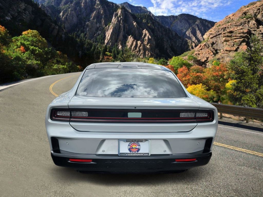 Used 2025 Dodge Charger Daytona R/T w/ Quick Order Package 25M R/T AWD/4WD image 4