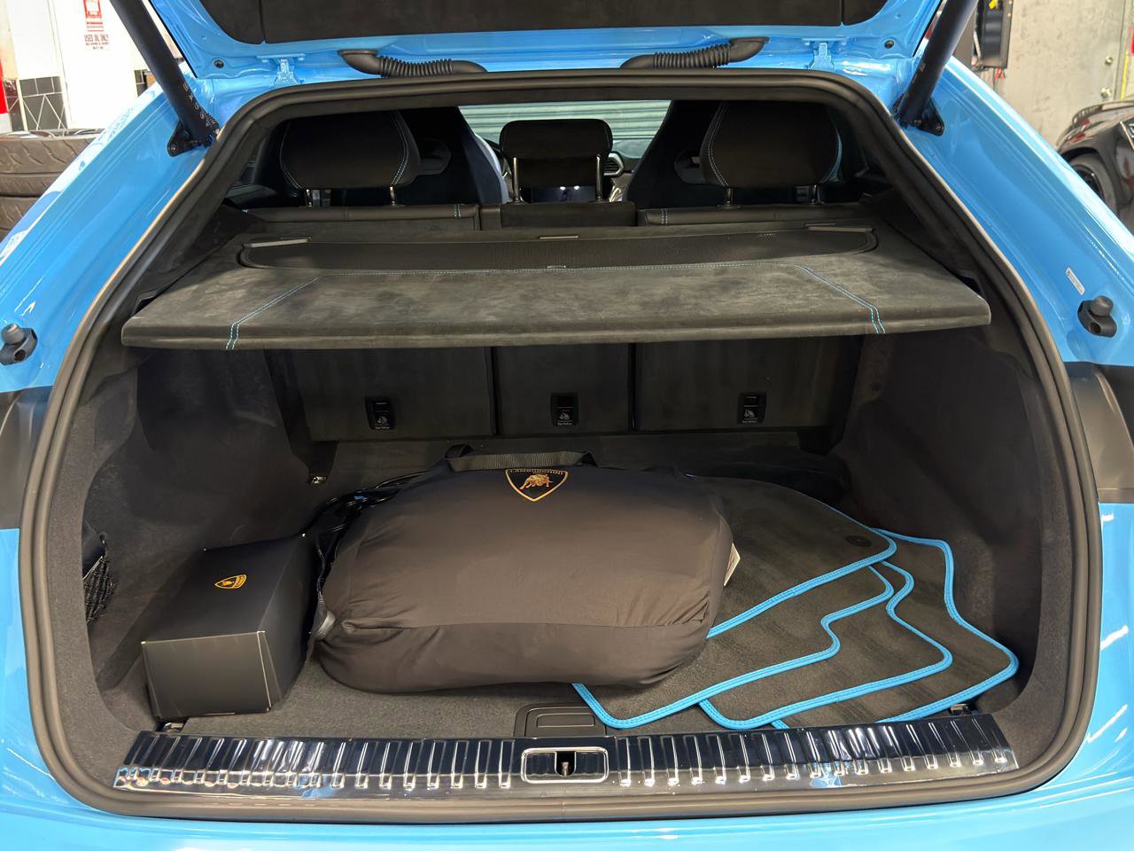 Used 2024 Lamborghini Urus Performante image 39