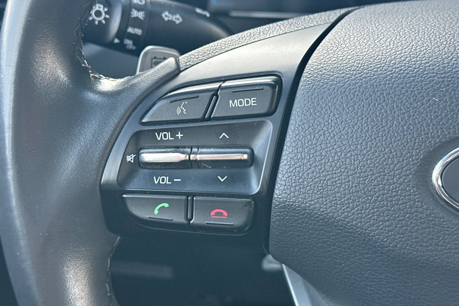 Used 2019 Hyundai Ioniq Electric FWD image 24