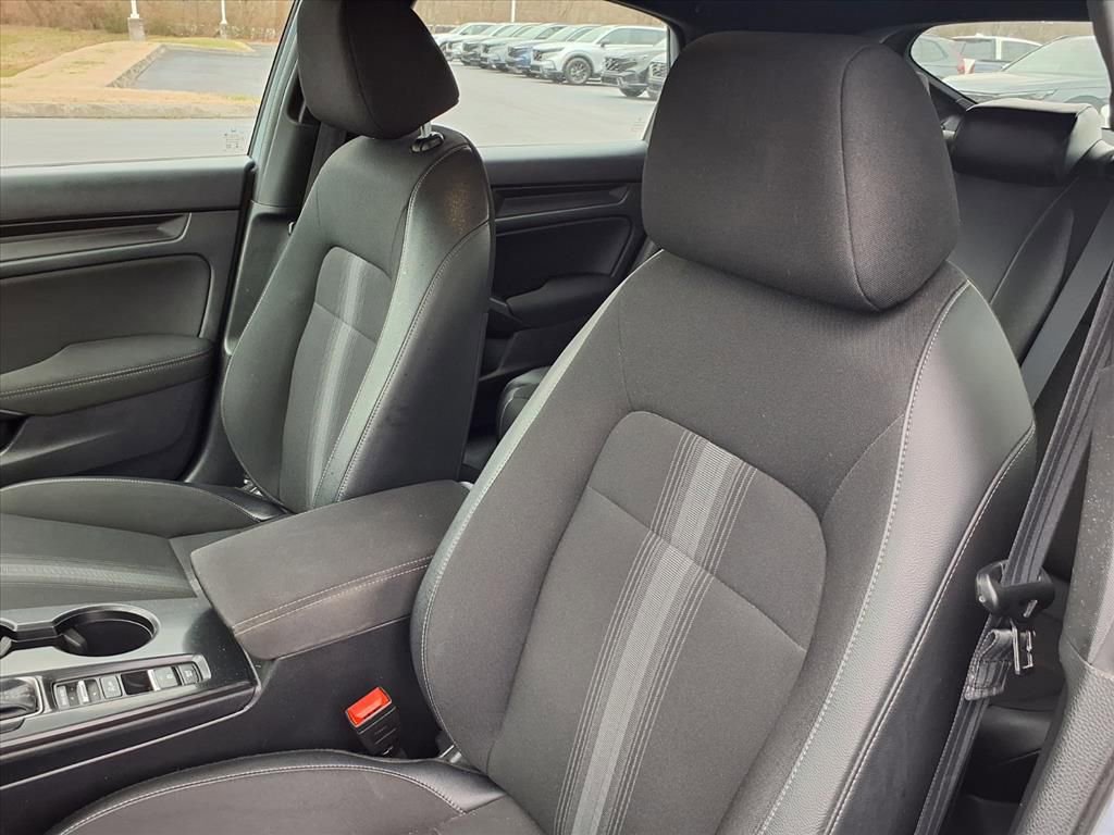 Used 2022 Honda Civic Sport image 12