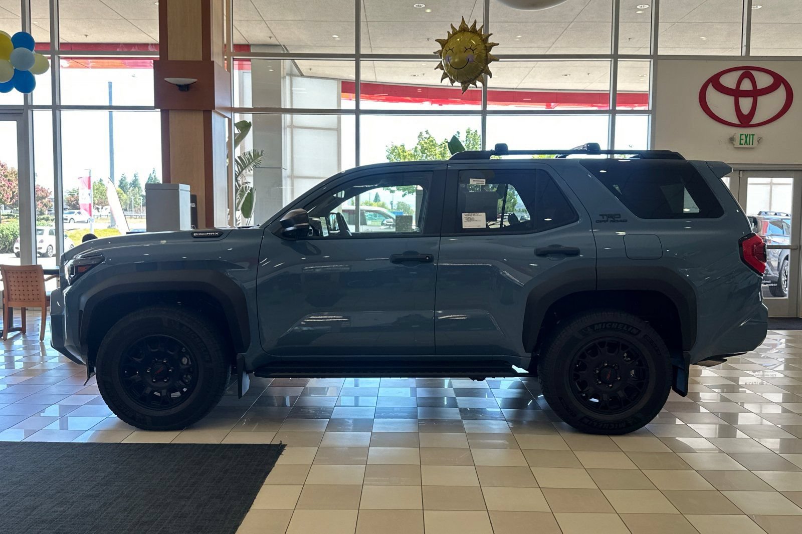 New 2026 Toyota 4Runner TRD Off-Road Premium AWD/4WD image 9