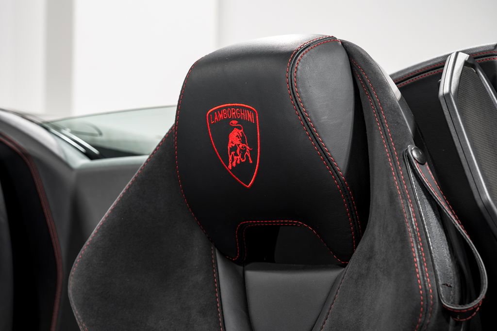 Used 2019 Lamborghini Huracan LP 580-2 image 20