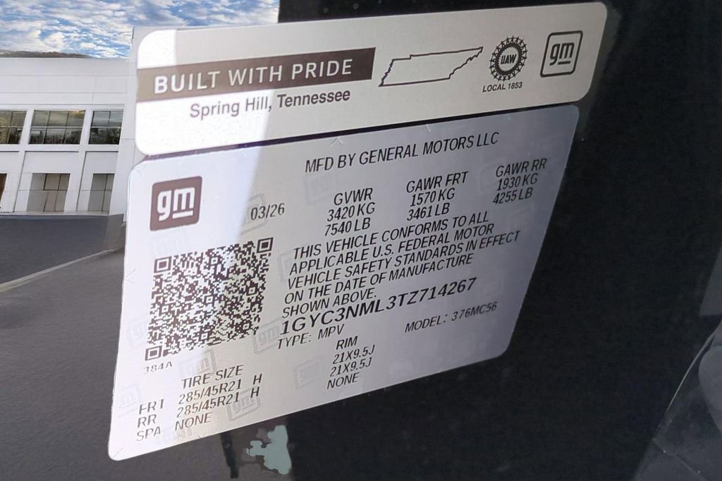 New 2026 Cadillac Vistiq Luxury w/ LPO, Floor Liner Package AWD/4WD image 16