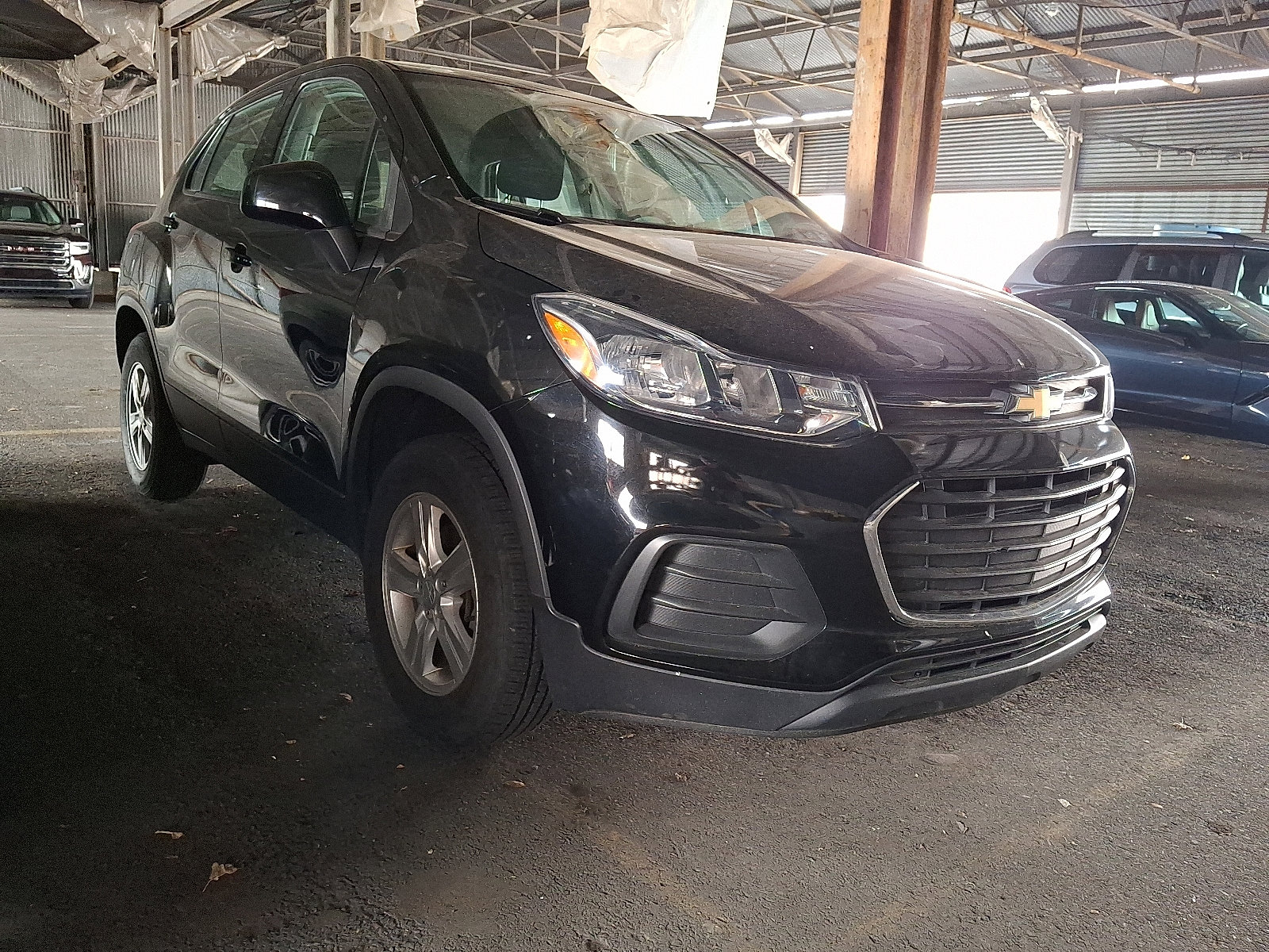 Used 2018 Chevrolet Trax LS w/ LPO, Cargo Package