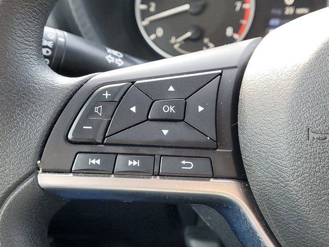 Certified 2022 Nissan Sentra S image 11