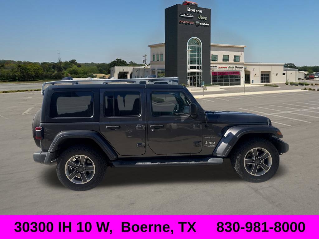 Used 2018 Jeep Wrangler Unlimited Sahara AWD/4WD image 2