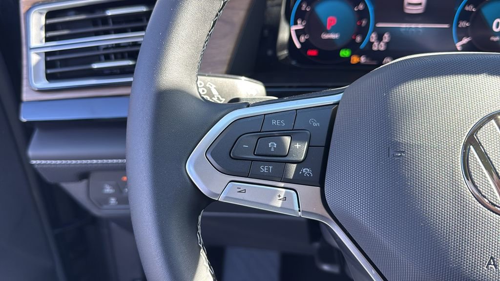 New 2026 Volkswagen Atlas SE FWD image 21