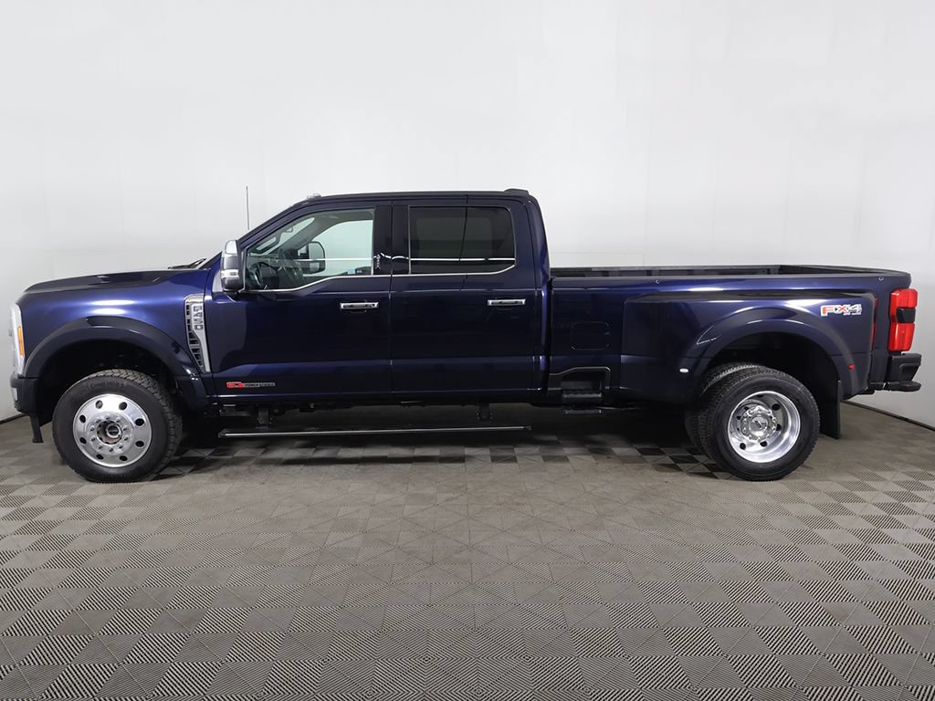Used 2023 Ford F450 Platinum w/ FX4 Off-Road Package AWD/4WD image 23