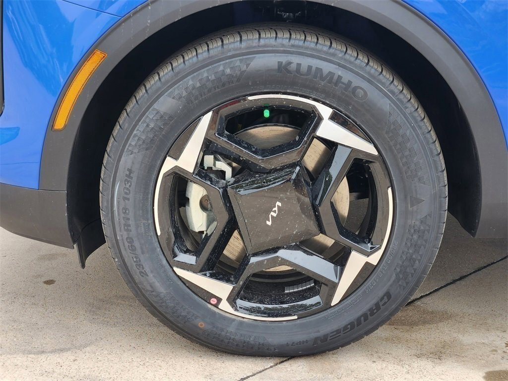 New 2026 Kia Sportage EX image 8