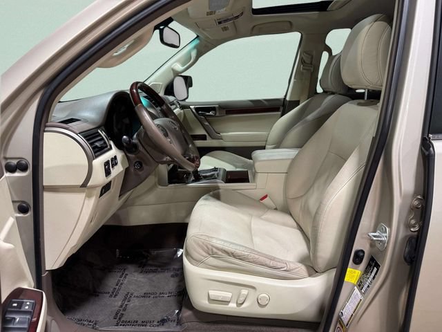 Used 2016 Lexus GX 460 w/ Premium Package AWD/4WD image 24