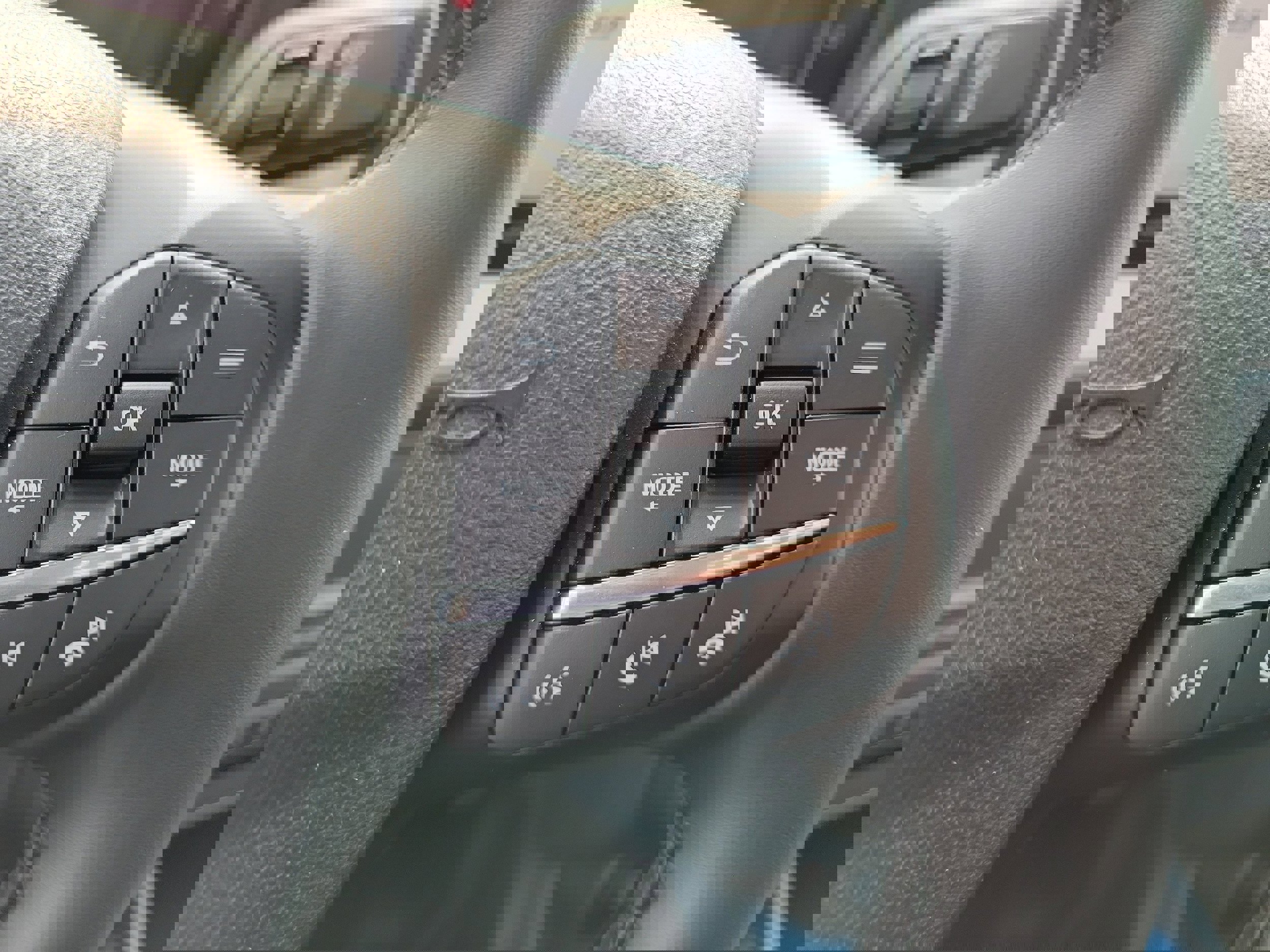 New 2025 Ford Maverick XLT w/ XLT Luxury Package image 24