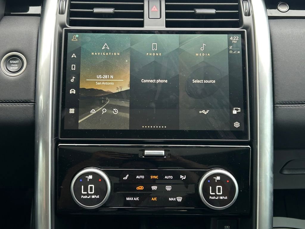 Used 2024 Land Rover Discovery S image 21