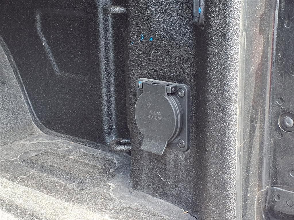 Used 2022 Chevrolet Silverado 1500 High Country image 19