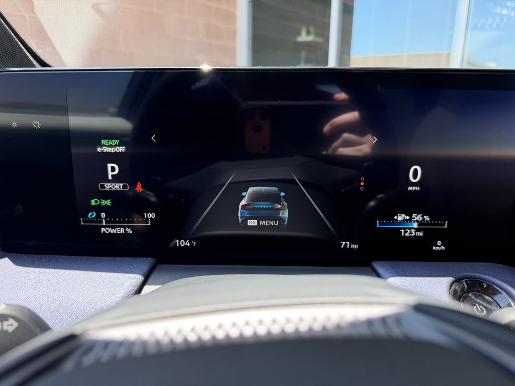 Used 2026 Nissan Leaf Platinum+ w/ Floor Mat Package (Platinum+) FWD image 17