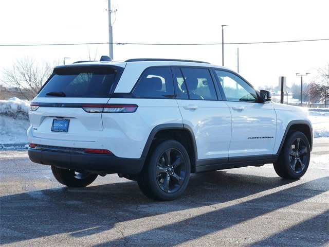 Used 2022 Jeep Grand Cherokee Altitude image 7