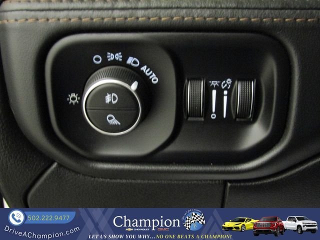 Used 2021 RAM 2500 Limited AWD/4WD image 33