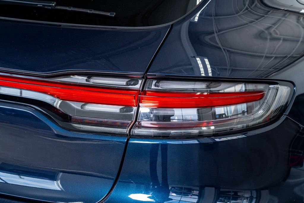 Used 2021 Porsche Macan S image 27