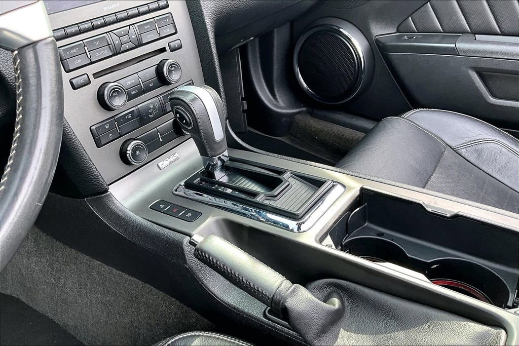 Used 2014 Ford Mustang Premium image 17