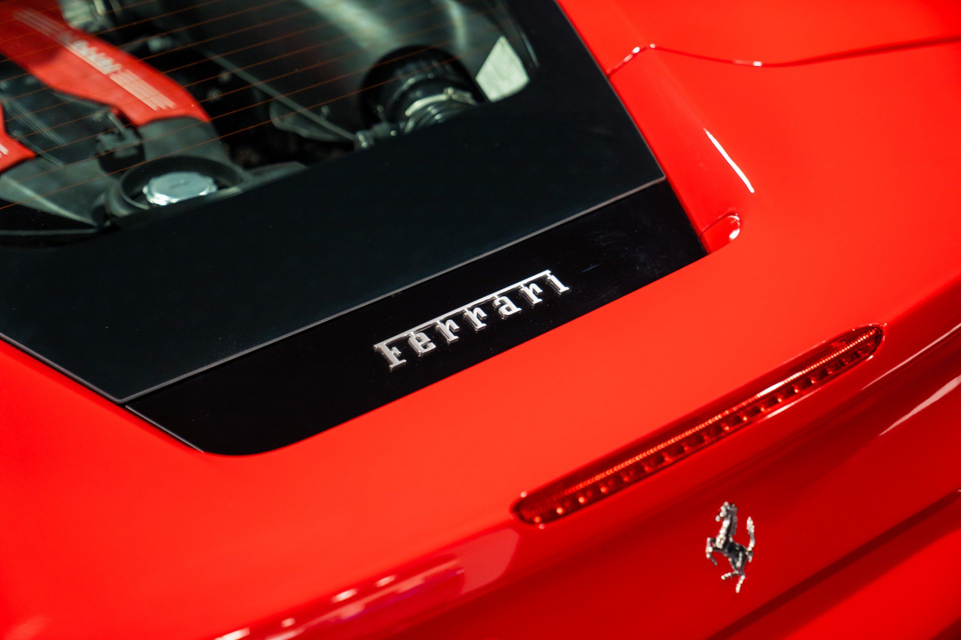 Used 2018 Ferrari 488 GTB RWD image 22