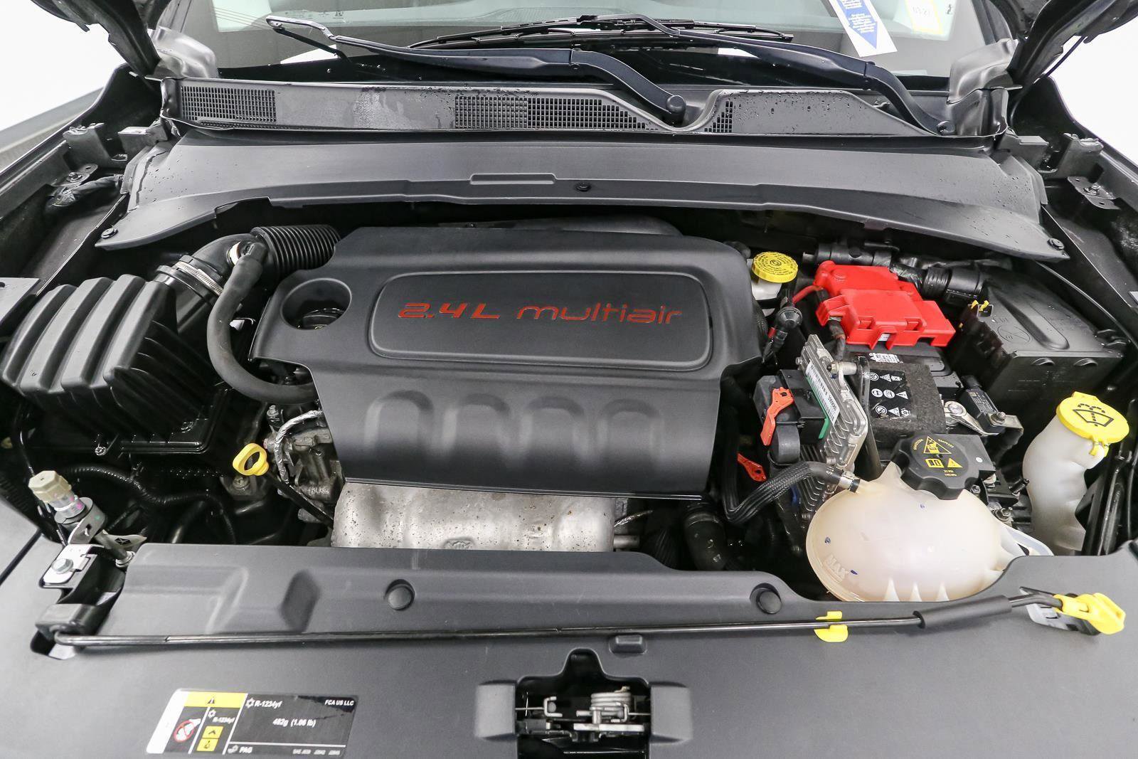 Used 2020 Jeep Compass Latitude w/ Cold Weather Group image 15