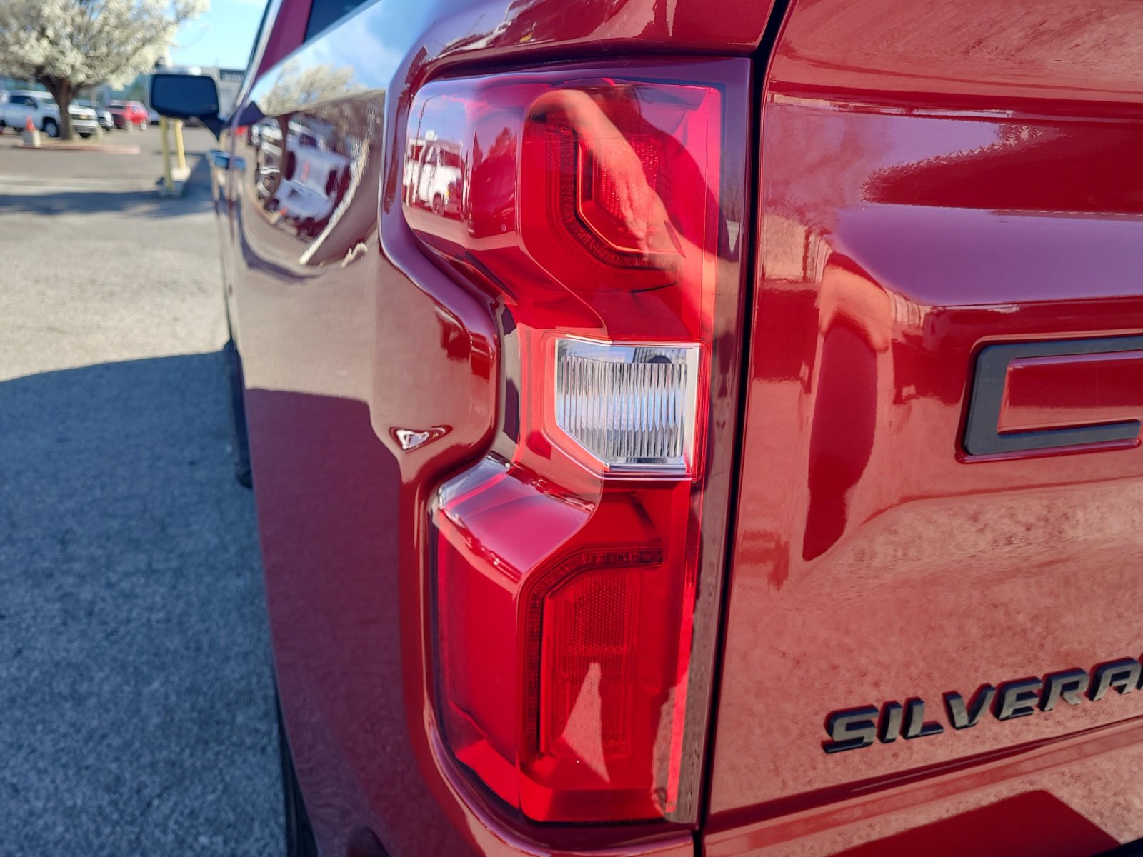 Used 2022 Chevrolet Silverado 1500 LT Trail Boss w/ Convenience Package II image 24