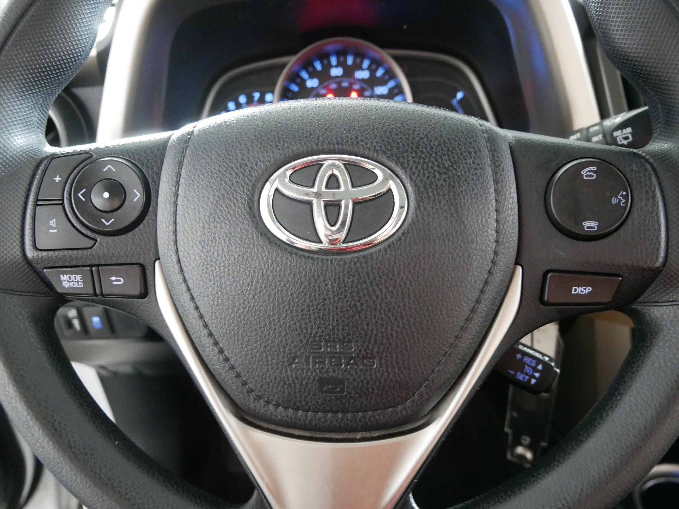 Used 2015 Toyota RAV4 XLE AWD/4WD image 25