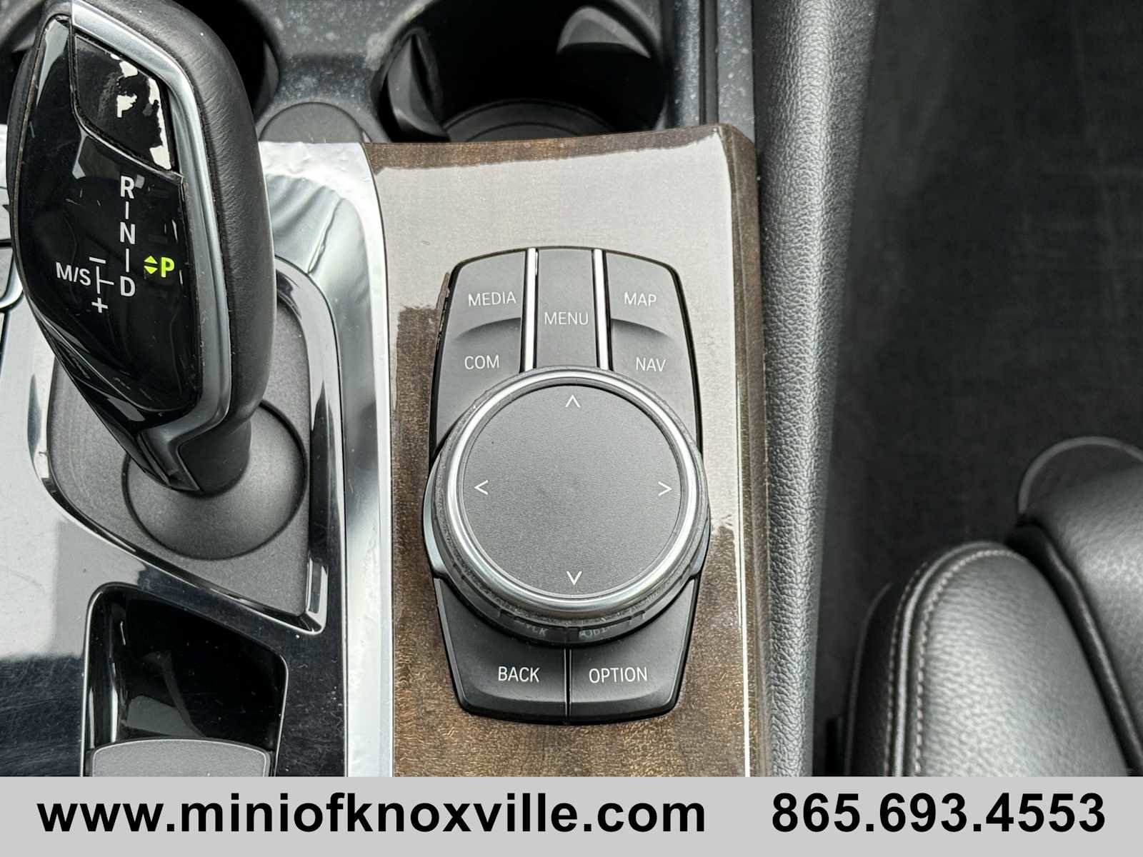 Used 2019 BMW 530i xDrive w/ Premium Package image 19