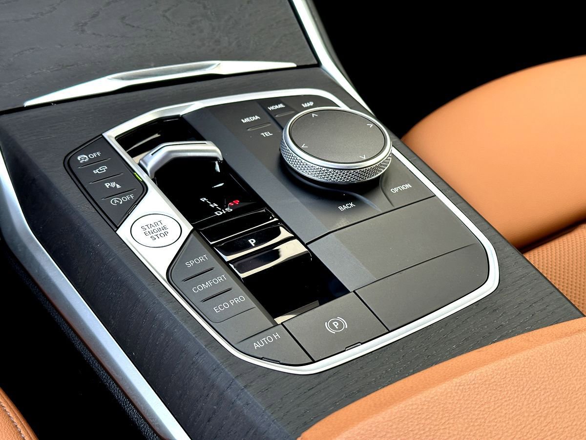 Certified 2024 BMW 330i Sedan image 17