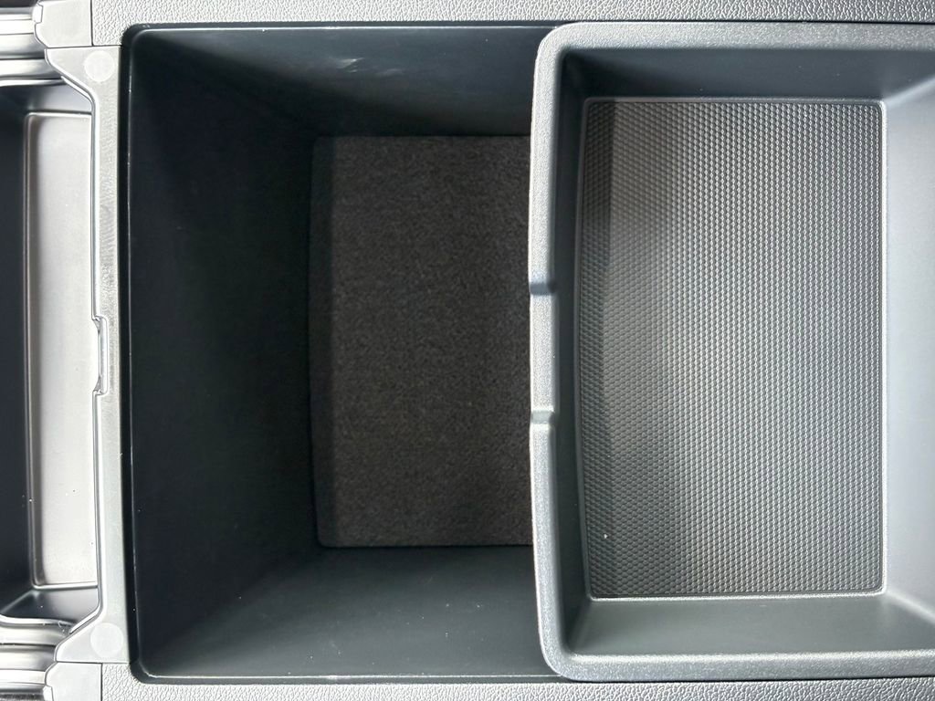 Certified 2025 Kia Sorento S w/ Panoramic Sunroof Package FWD image 31