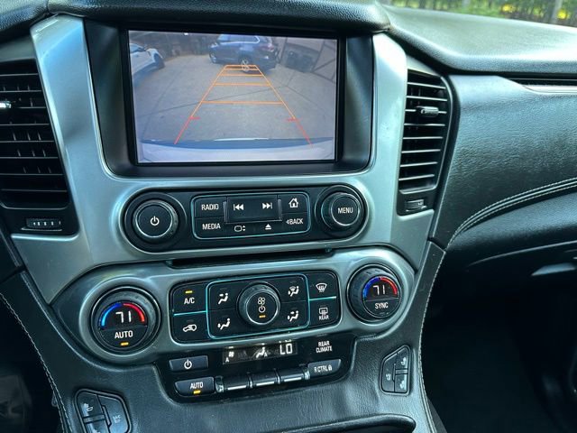 Used 2015 Chevrolet Suburban LTZ RWD image 9